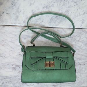 NWOT Melie Green Handbag with a Bow Shoulder Bag